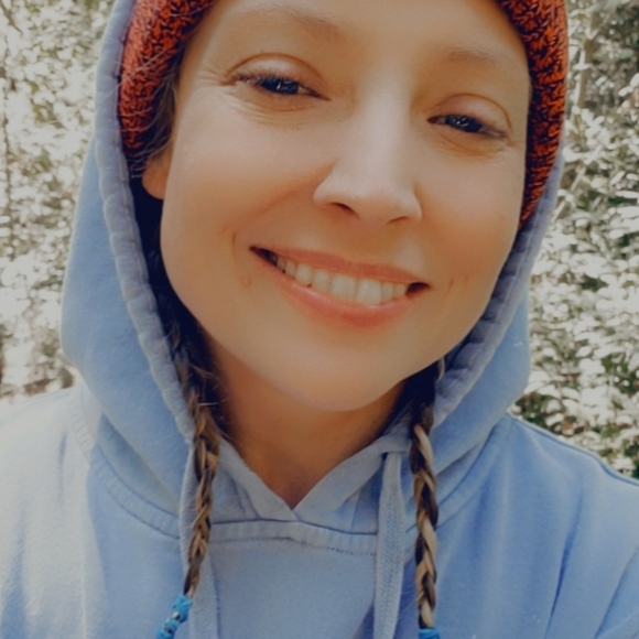 Dresses, jumpsuits, shorts, hoodies, rompers - Picture 2 of 4